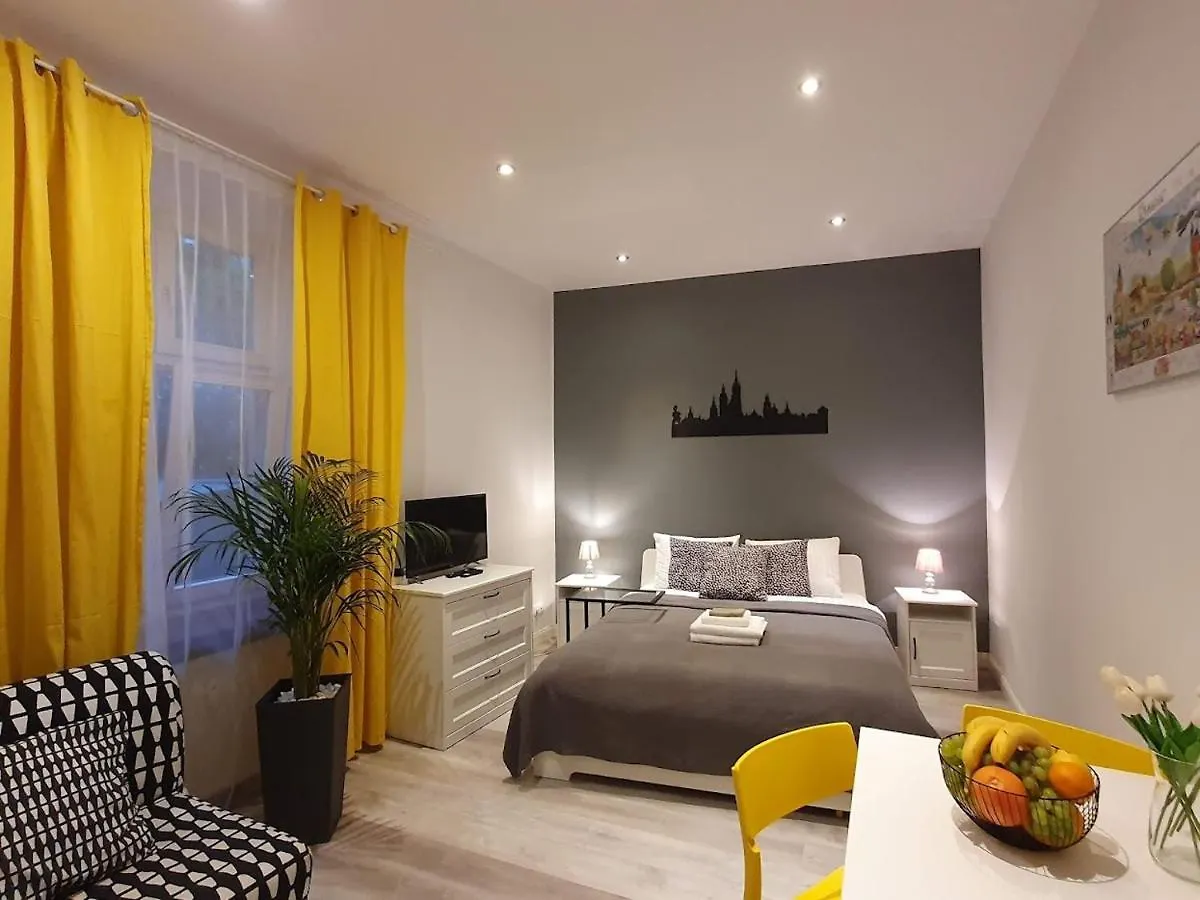 L-2 Krakow Center Studio O&P Apartfamily